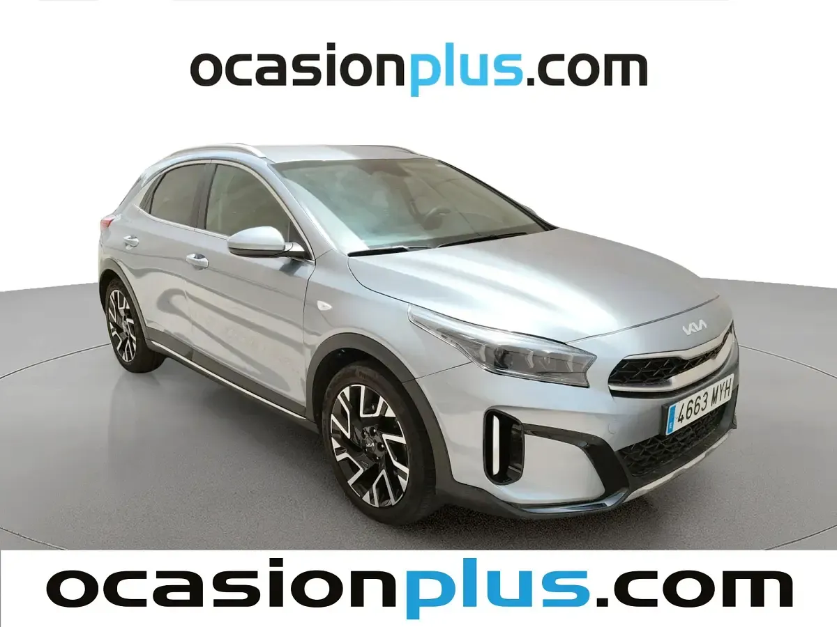 Usado Kia XCeed 101 CV (74 kW) 2025 Gris SUV