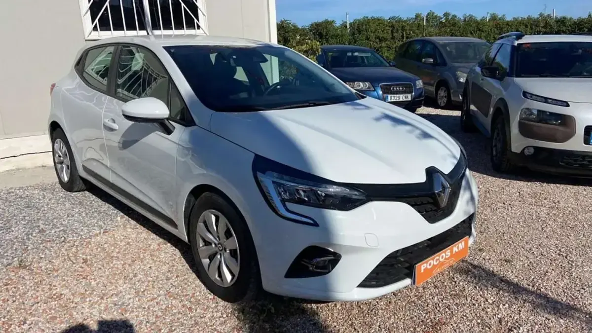 Usado Renault Clio Business 67 CV (49 kW) 2021 Blanco Utilitario