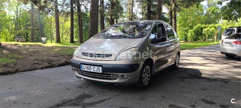 Beige Usado 2003 Citroën Xsara Picasso Monovolumen | 2500 € (Precio justo) - Imagen 1/4