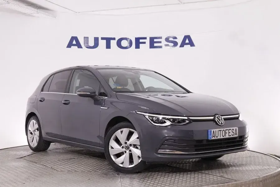 Usado VW Golf VIII Style 150 CV (110 kW) 2020 Gris