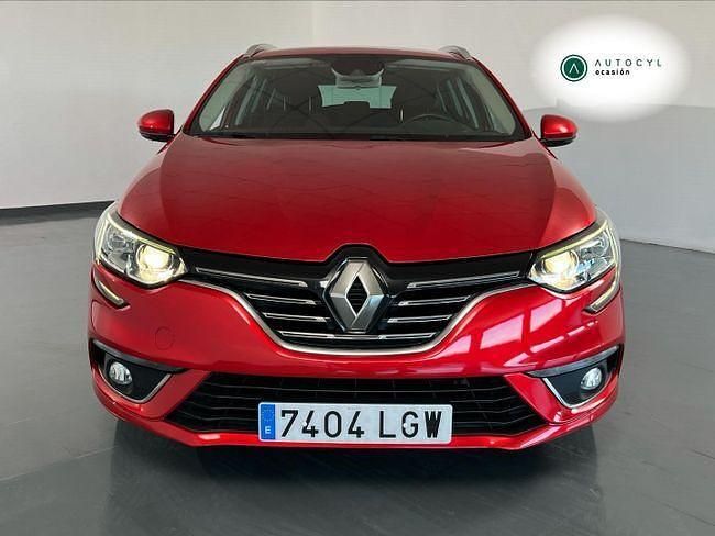 Usado Renault Mégane IV Bose Edition 115 CV (84 kW) 2020 Rojo Berlina