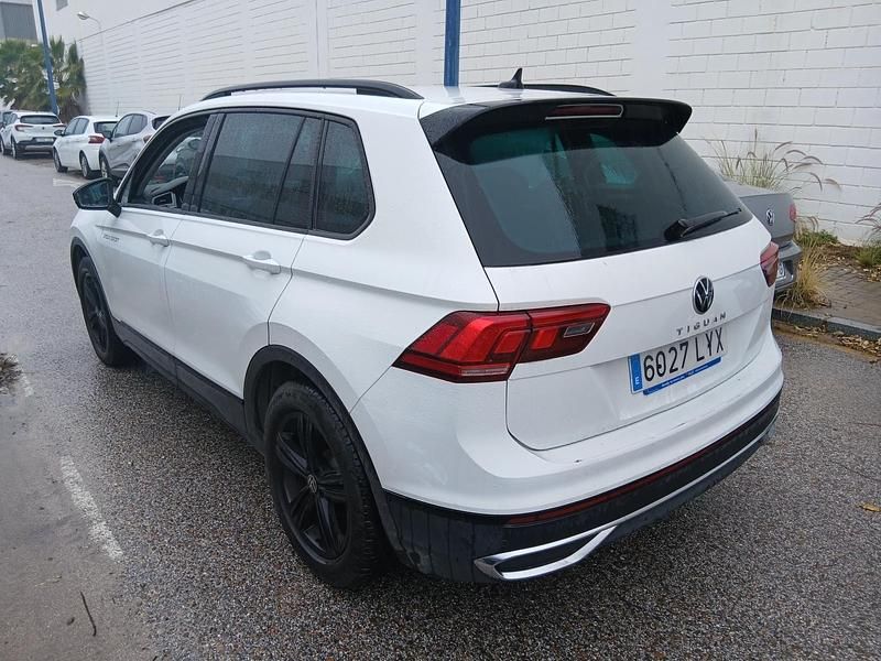 Usado VW Tiguan Sportline 150 CV (110 kW) 2022 Blanco SUV