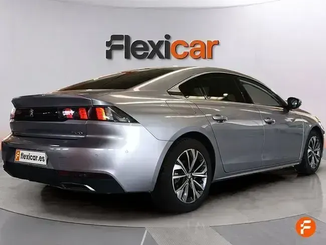 Usado Peugeot 508 Active 130 CV (95 kW) 2021 Gris