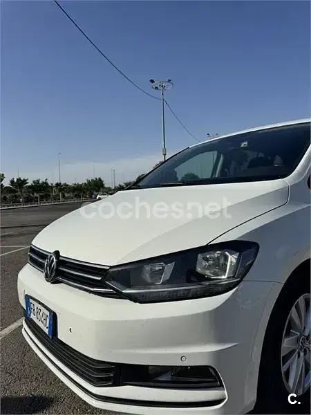 Usado VW Touran Advance 110 CV (80 kW) 2016 Blanco Monovolumen
