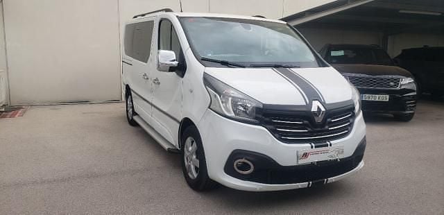 Usado Renault Trafic 125 CV (91 kW) 2016 Blanco Monovolumen