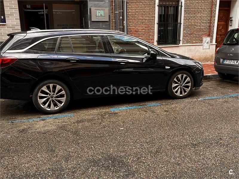 Azul Usado 2018 Opel Astra Excellence Familiar | 10.000 € (Precio justo) - Imagen 1/4