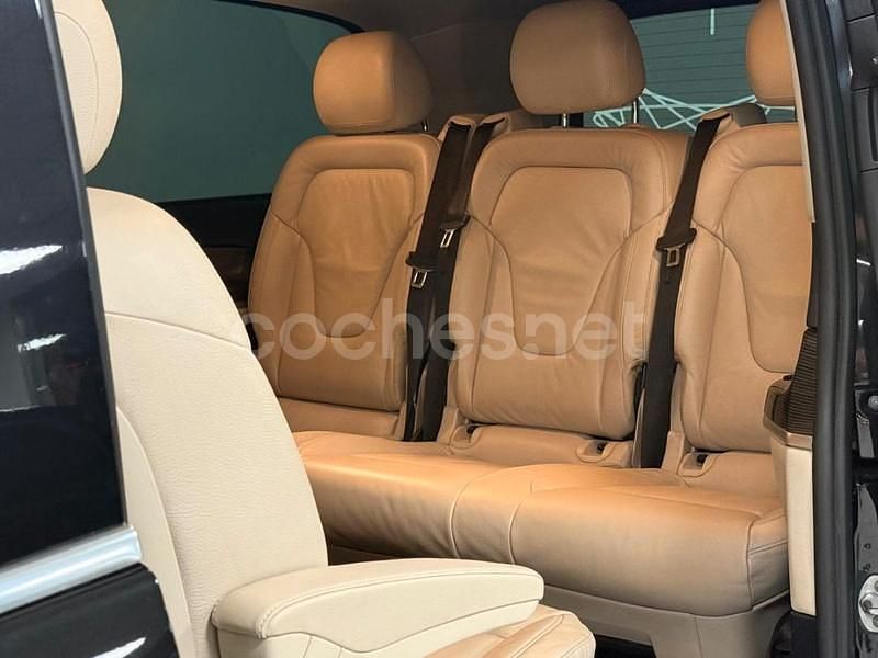 Usado Mercedes V220 Avantgarde 163 CV (119 kW) 2022 Negro Monovolumen