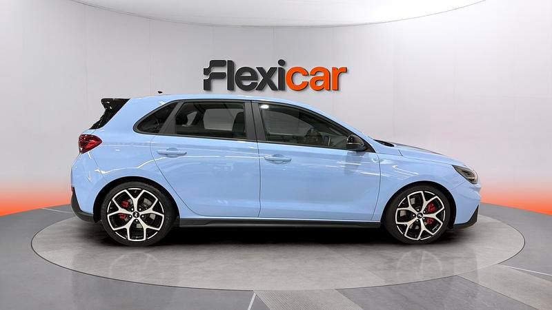 Käytetty Hyundai i30 250 HP (183 kW) 2023 Sininen Sedan