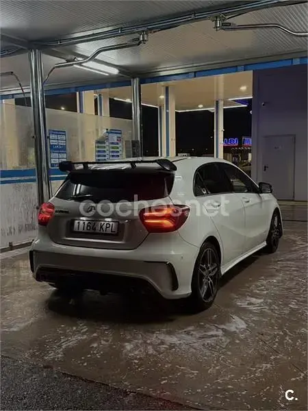 Usado Mercedes A200 AMG line 156 CV (114 kW) 2017 Blanco Berlina