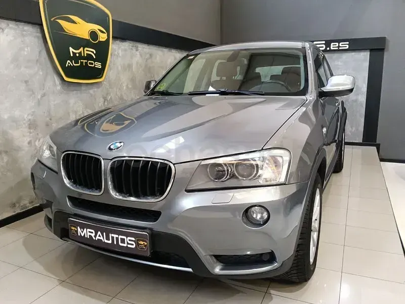 Usado BMW X3 Comfort Edition 184 CV (135 kW) 2011 Gris / plata SUV