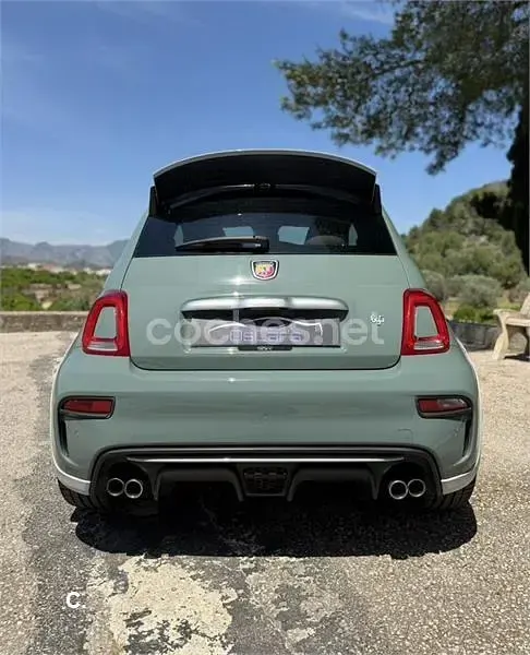 Usado Abarth 695 180 CV (132 kW) 2020 Verde Utilitario