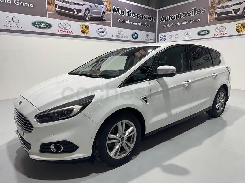 Usado Ford S-MAX Titanium 140 CV (102 kW) 2015 Blanco Monovolumen