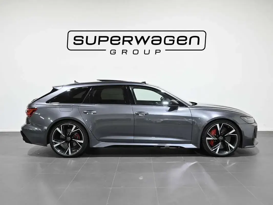 Usado Audi RS6 Performance 630 CV (463 kW) 2025 Gris Familiar