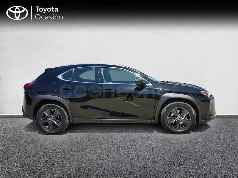 Usado Lexus UX Business Edition 184 CV (135 kW) 2023 Negro SUV