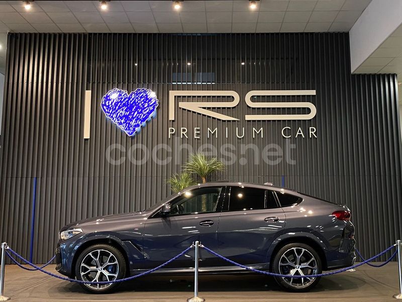 Gris / plata Usado 2021 BMW X6 Comfort Edition SUV | 68.990 € (Precio justo) - Imagen 1/4
