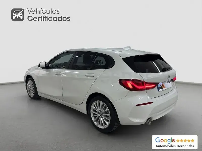 Usado BMW 118 Sport Line 140 CV (102 kW) 2020 Blanco Berlina