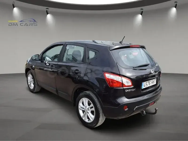 Usado Nissan Qashqai Acenta 110 CV (80 kW) 2012 Negro SUV