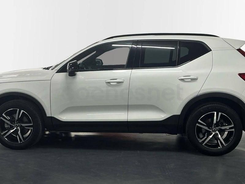 Usado Volvo XC40 Plus 163 CV (119 kW) 2025 Blanco SUV