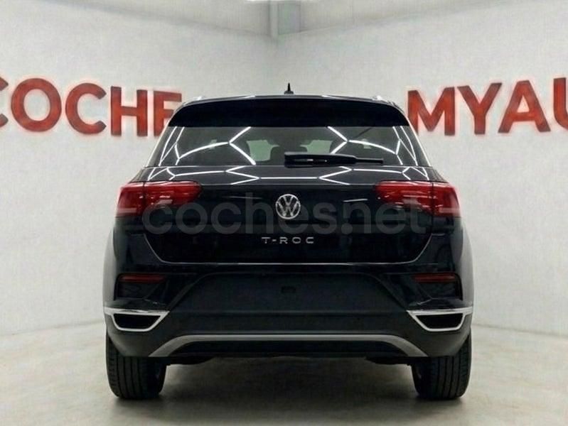 Usado VW T-Roc Life 150 CV (110 kW) 2023 Negro SUV