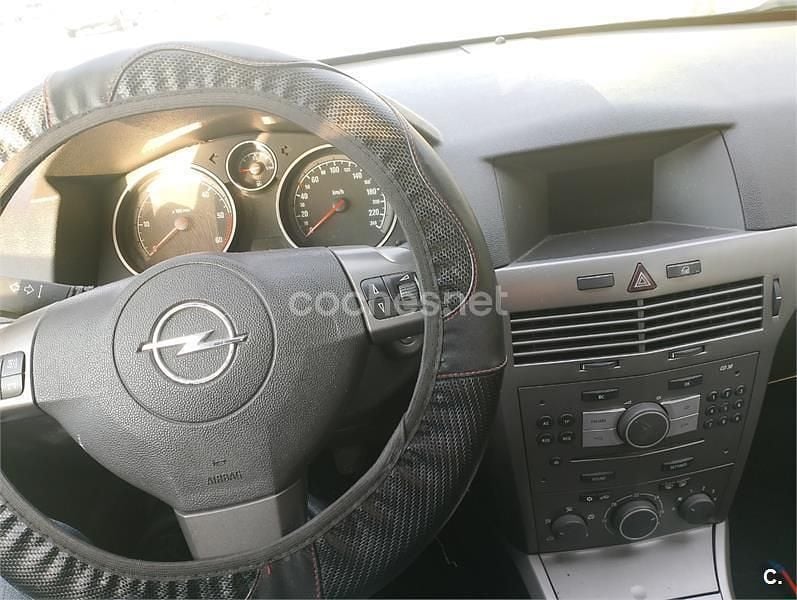 Azul Usado 2007 Opel Astra Enjoy Familiar | 2500 € (Buen precio) - Imagen 1/4