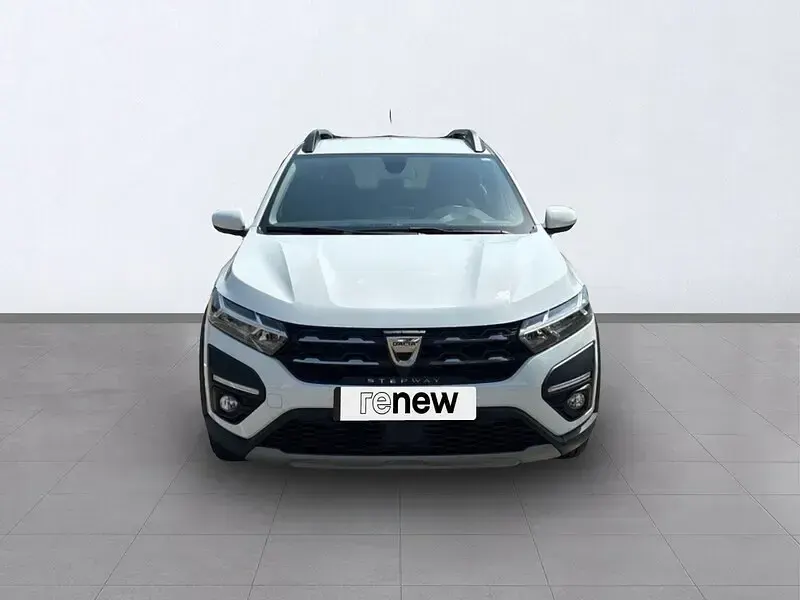 Käytetty Dacia Sandero Comfort 91 HP (66 kW) 2022 Valkoinen Sedan