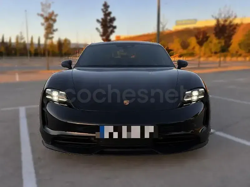 Usado Porsche Taycan 4S 389 kW (530 CV) 2023 Negro Berlina