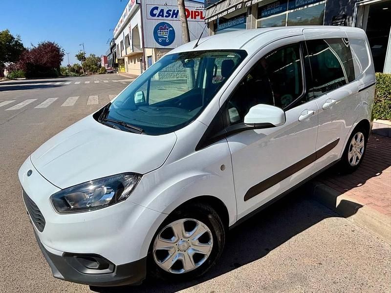 Blanco Usado 2019 Ford Transit Trend Familiar | 12.499 € (Un poco caro) - Imagen 1/4