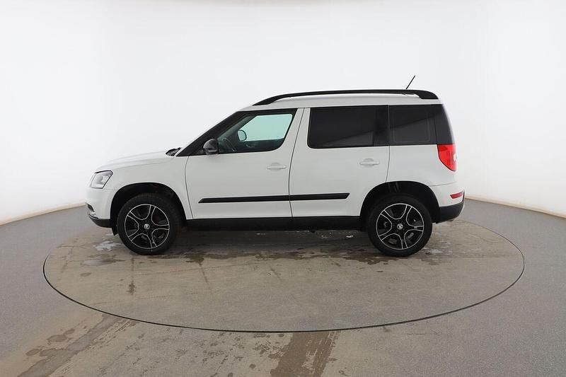 Usado Skoda Yeti 110 CV (80 kW) 2017 Blanco SUV