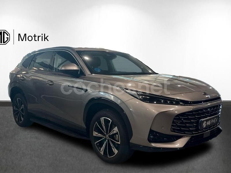 Usado MG HS Luxury 272 CV (200 kW) 2024 Gris / plata SUV