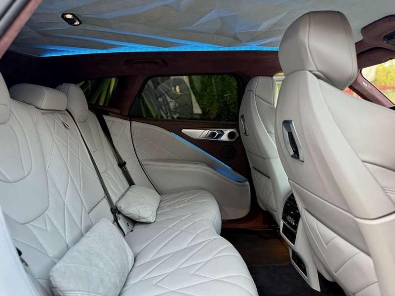 Gris Usado 2024 BMW XM Comfort Edition SUV | 124.900 € - Imagen 1/4