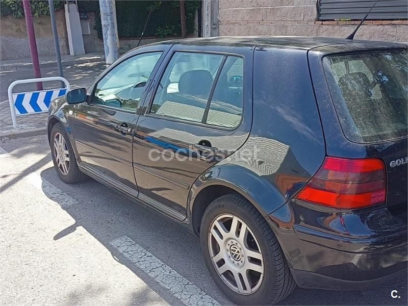 Usado VW Golf IV Advance 130 CV (95 kW) 2002 Negro Berlina