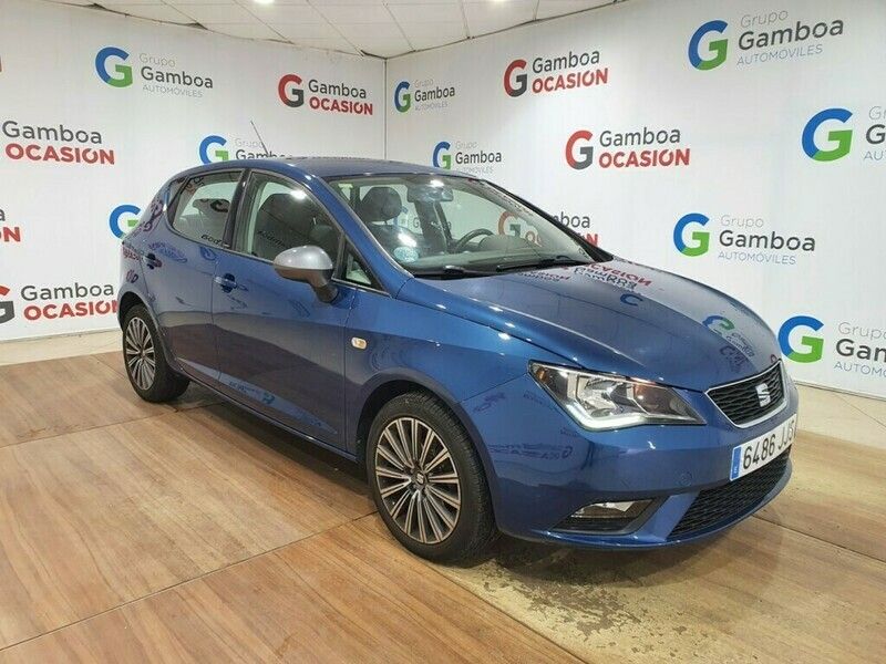 Usado Seat Ibiza Style 90 CV (66 kW) 2015 Azul Berlina
