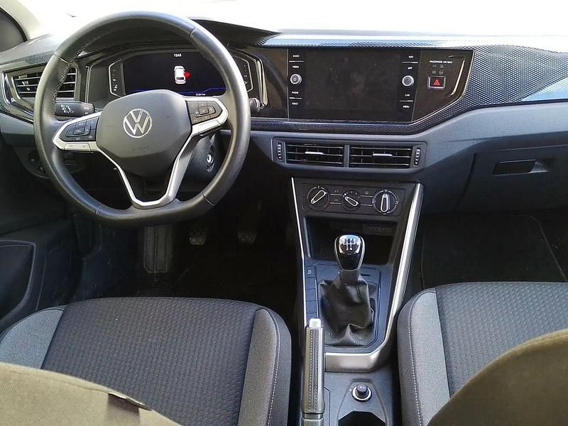 Usado VW Polo Life 95 CV (69 kW) 2022 Utilitario