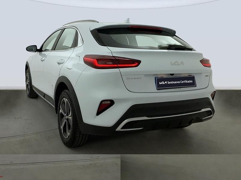 Usado Kia XCeed 141 CV (103 kW) 2024 Cassa white SUV