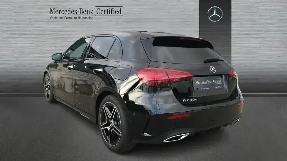 Usado Mercedes A200 150 CV (110 kW) 2025 Negro Berlina