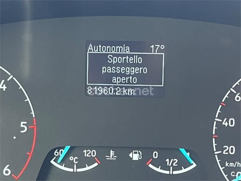 Usado Ford Transit Custom Nugget 185 CV (136 kW) 2020 Gris / plata Familiar