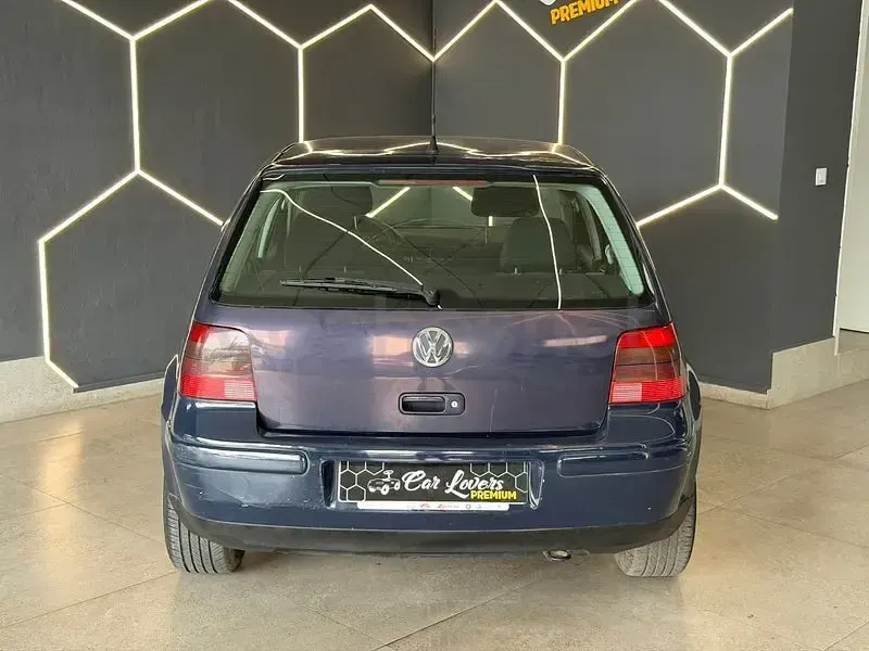 Usado VW Golf IV 110 CV (80 kW) 2001 Azul Berlina