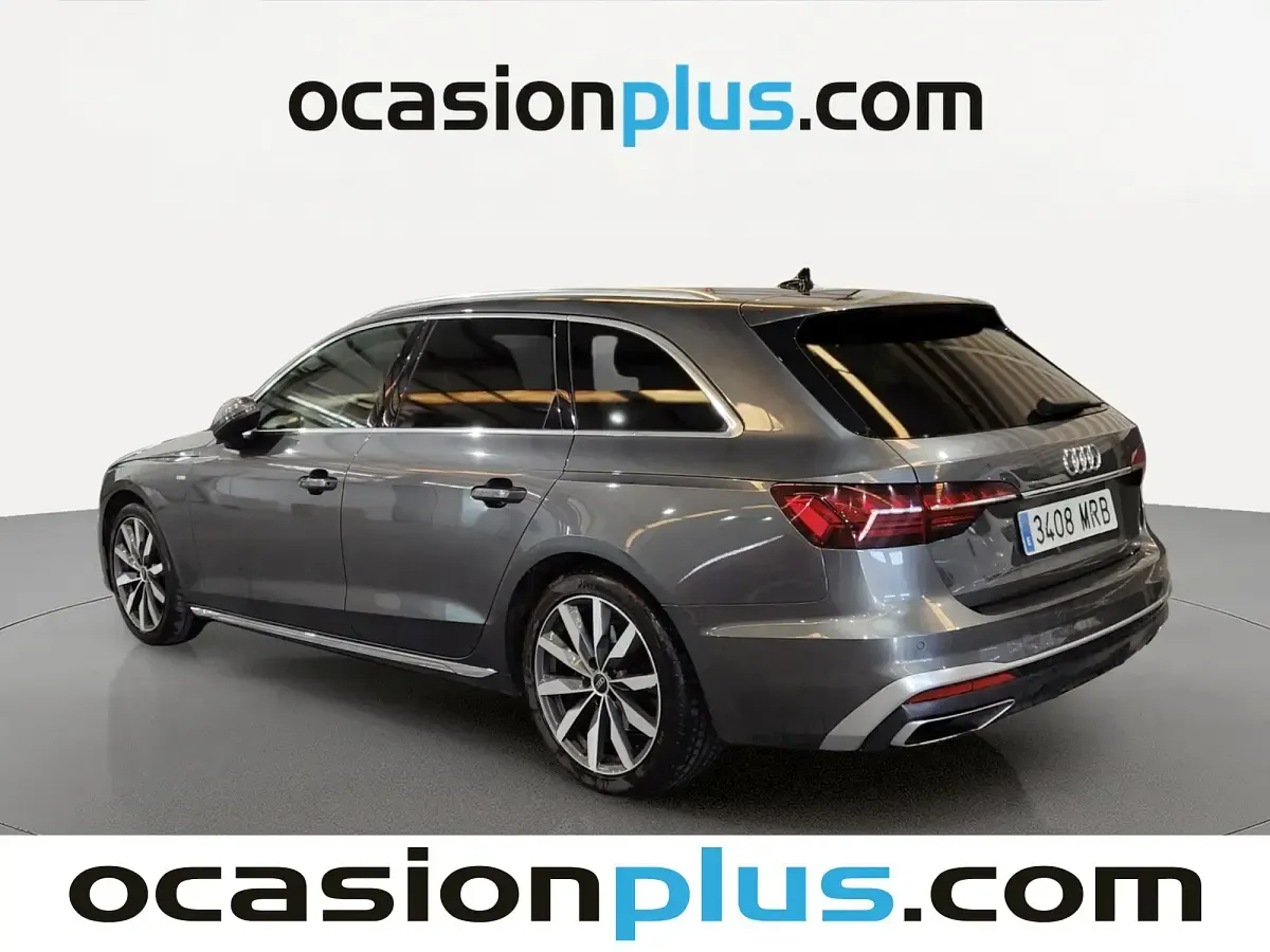 Usado Audi A4 S-Line 163 CV (119 kW) 2024 Gris Familiar
