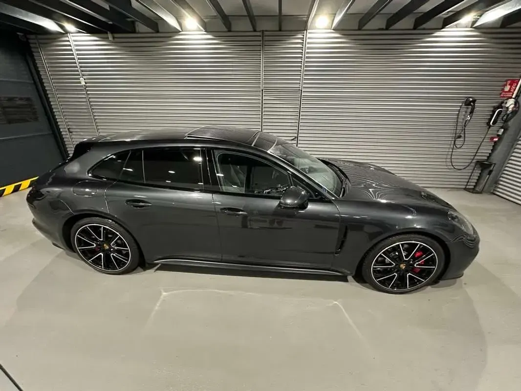 Usado Porsche Panamera GTS Sport Turismo Sport Turismo 460 CV (338 kW) 2019 Negro Familiar