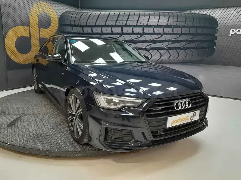 Usado Audi A6 Competition 367 CV (269 kW) 2022 Azul Familiar