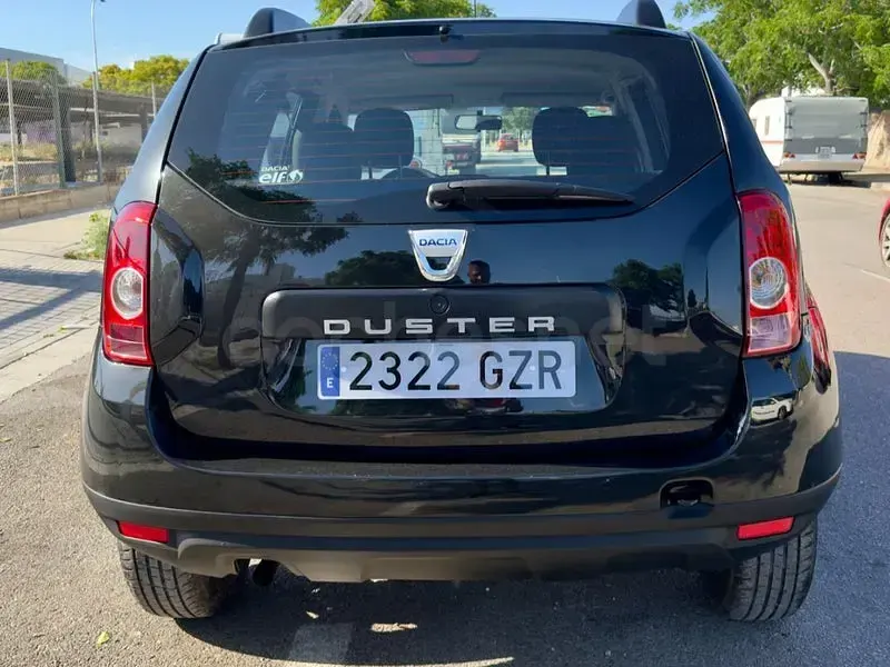 Usado Dacia Duster Ambiance 105 CV (77 kW) 2010 Negro SUV