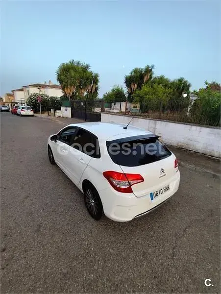Usado Citroën C4 Tonic 92 CV (67 kW) 2012 Blanco Berlina