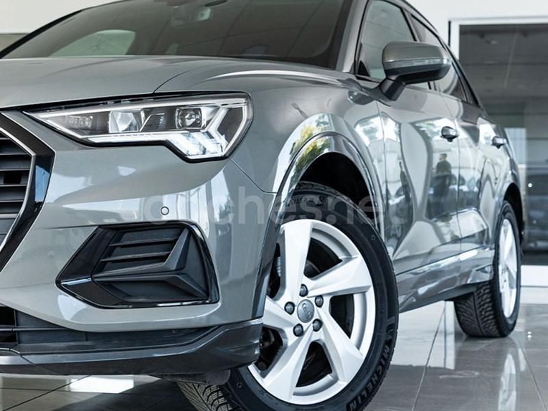 Usado Audi Q3 Advanced Plus 150 CV (110 kW) 2020 Gris / plata SUV