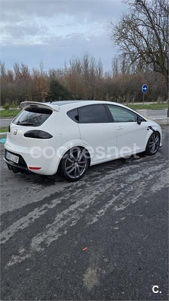 Usado Seat Leon CUPRA 240 CV (176 kW) 2007 Blanco Utilitario