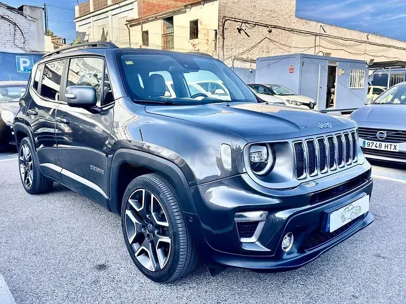 Usado Jeep Renegade Limited 120 CV (88 kW) 2018 Gris / plata SUV