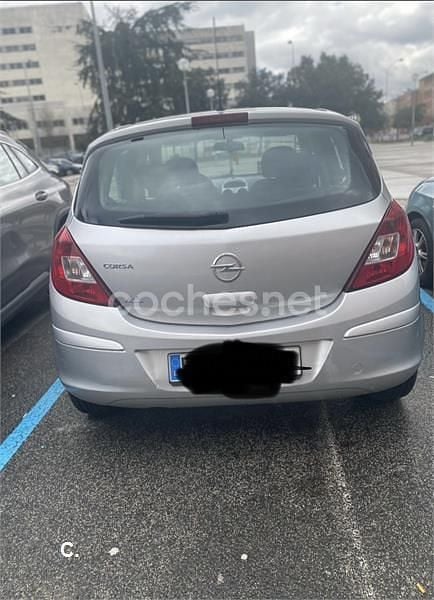 Usado Opel Corsa 75 CV (55 kW) 2011 Gris / plata Utilitario