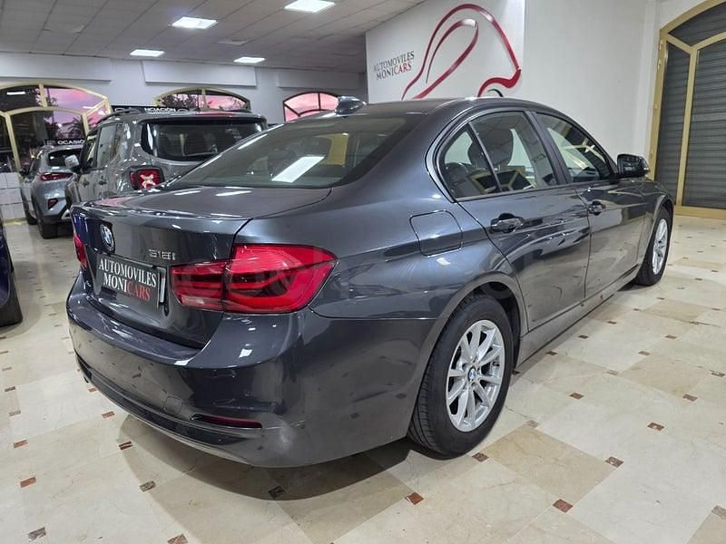 Usado BMW 318 Advantage 136 CV (100 kW) 2017 Gris / plata Berlina