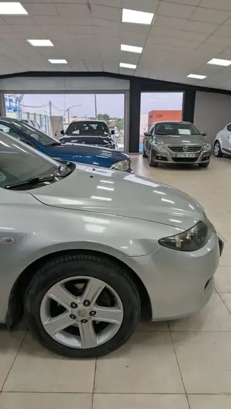 Usado Mazda 6 Sportive 143 CV (105 kW) 2007 Gris Familiar