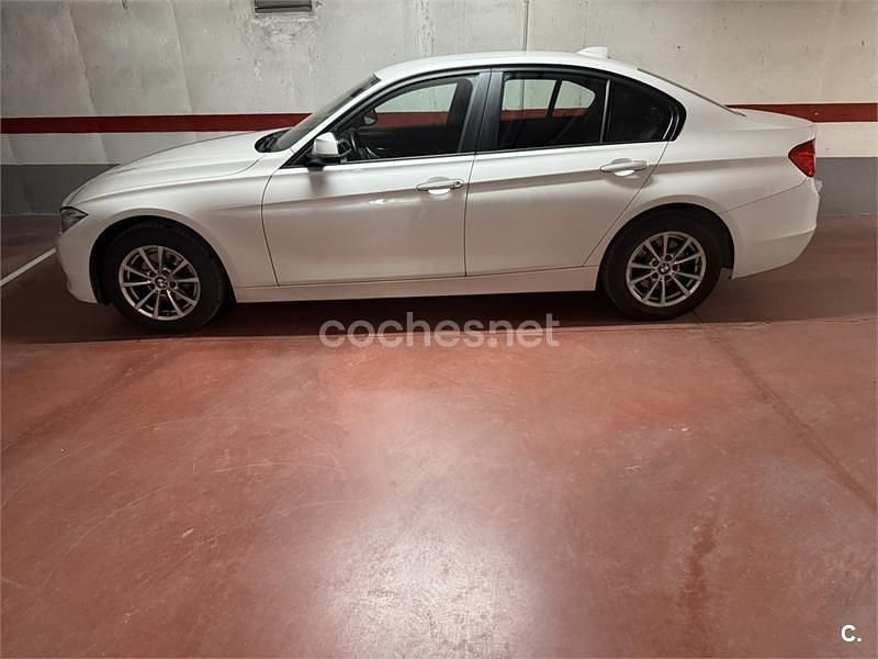 Usado BMW 318 143 CV (105 kW) 2013 Blanco Berlina