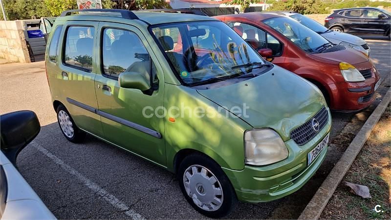 Verde Usado 2001 Opel Agila Utilitario | 1750 € - Imagen 1/4